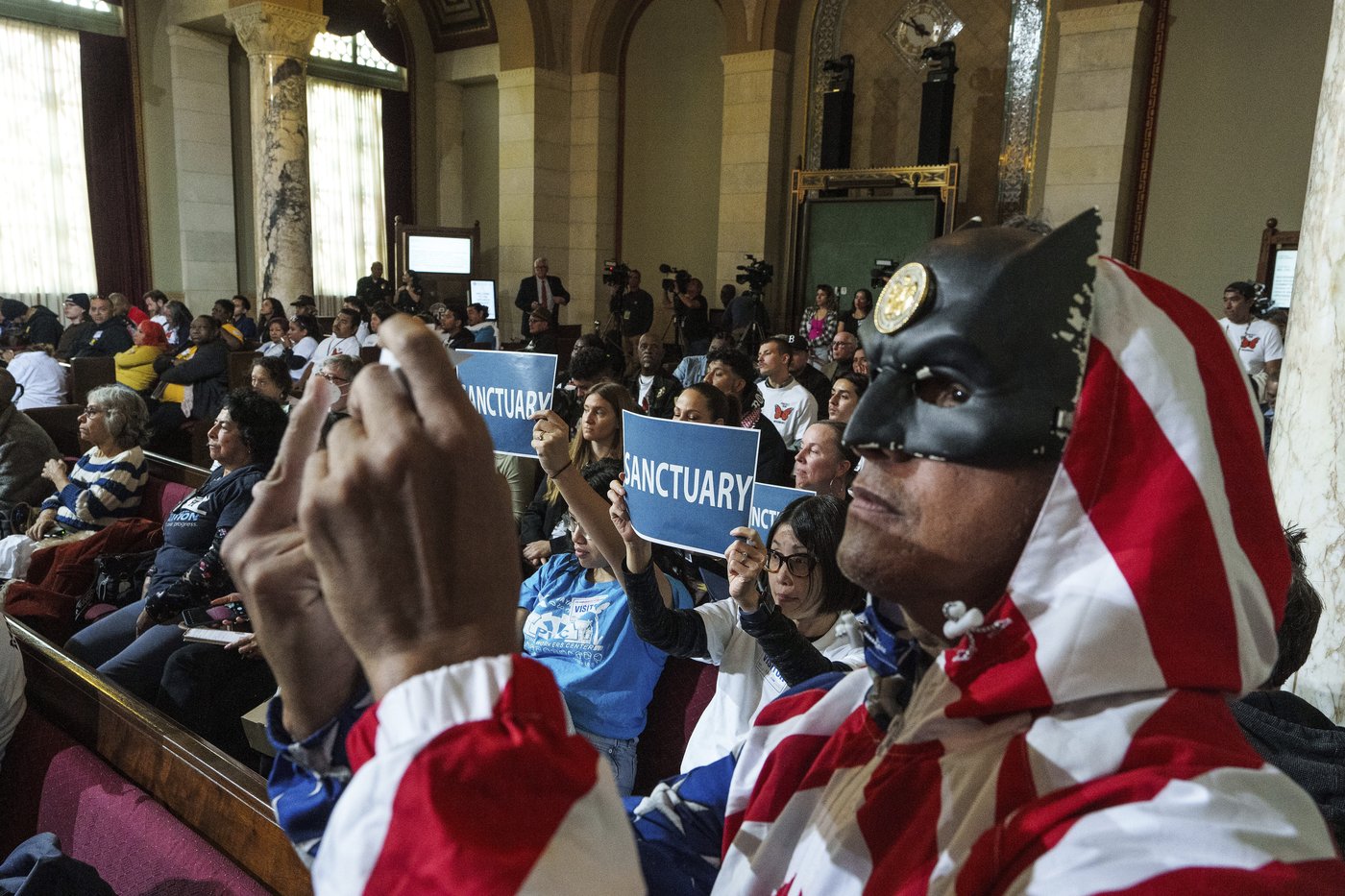 LA enacts sanctuary city ordinance to prepare for potential mass deportations under Trump | iNFOnews.ca