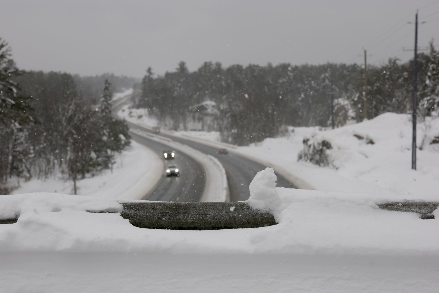 Blast of Ontario snow brings weather warnings, signs of white Christmas | iNFOnews.ca Blast of Ontario snow brings weather warnings, signs of white Christmas | iNFOnews.ca