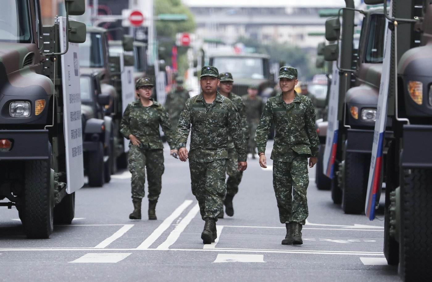 China deploys record 125 warplanes in large-scale military drill in warning to Taiwan | iNFOnews.ca China deploys record 125 warplanes in large-scale military drill in warning to Taiwan | iNFOnews.ca