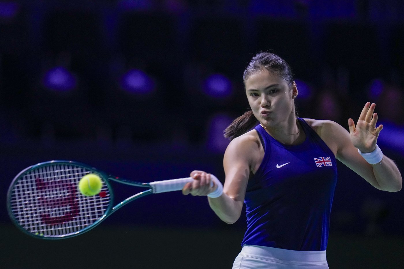 Swiatek helps Poland oust host Spain from Billie Jean King Cup Finals, Britain beats Germany | iNFOnews.ca