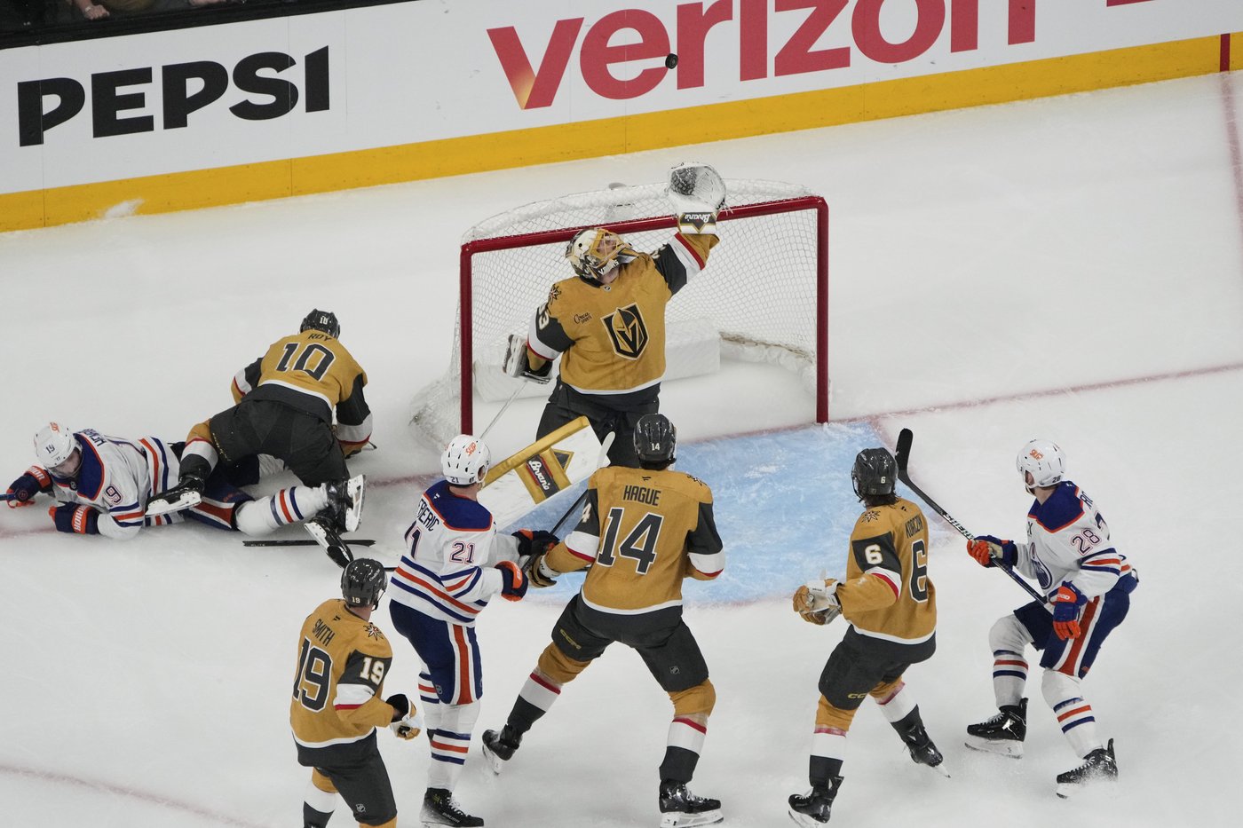 Capitals and Golden Knights are the latest to blow leads this NHL playoffs and need to fix problems | iNFOnews.ca