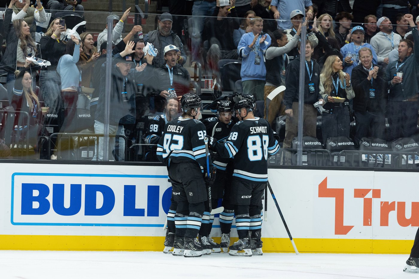 Mammoth beat Flames 3-1 in home opener | iNFOnews.ca