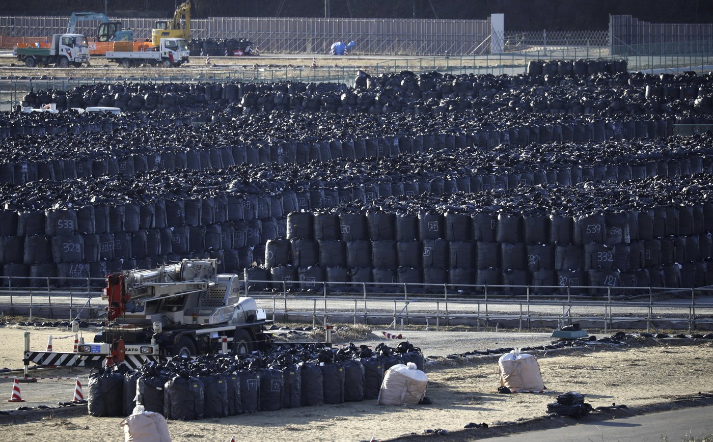 Slightly radioactive soil from Fukushima will be used in the prime minister's flower beds | iNFOnews.ca