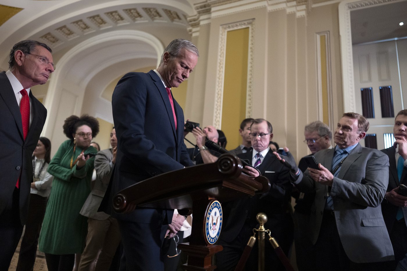 Republicans are pursuing separate paths to get Trump's priorities through Congress | iNFOnews.ca