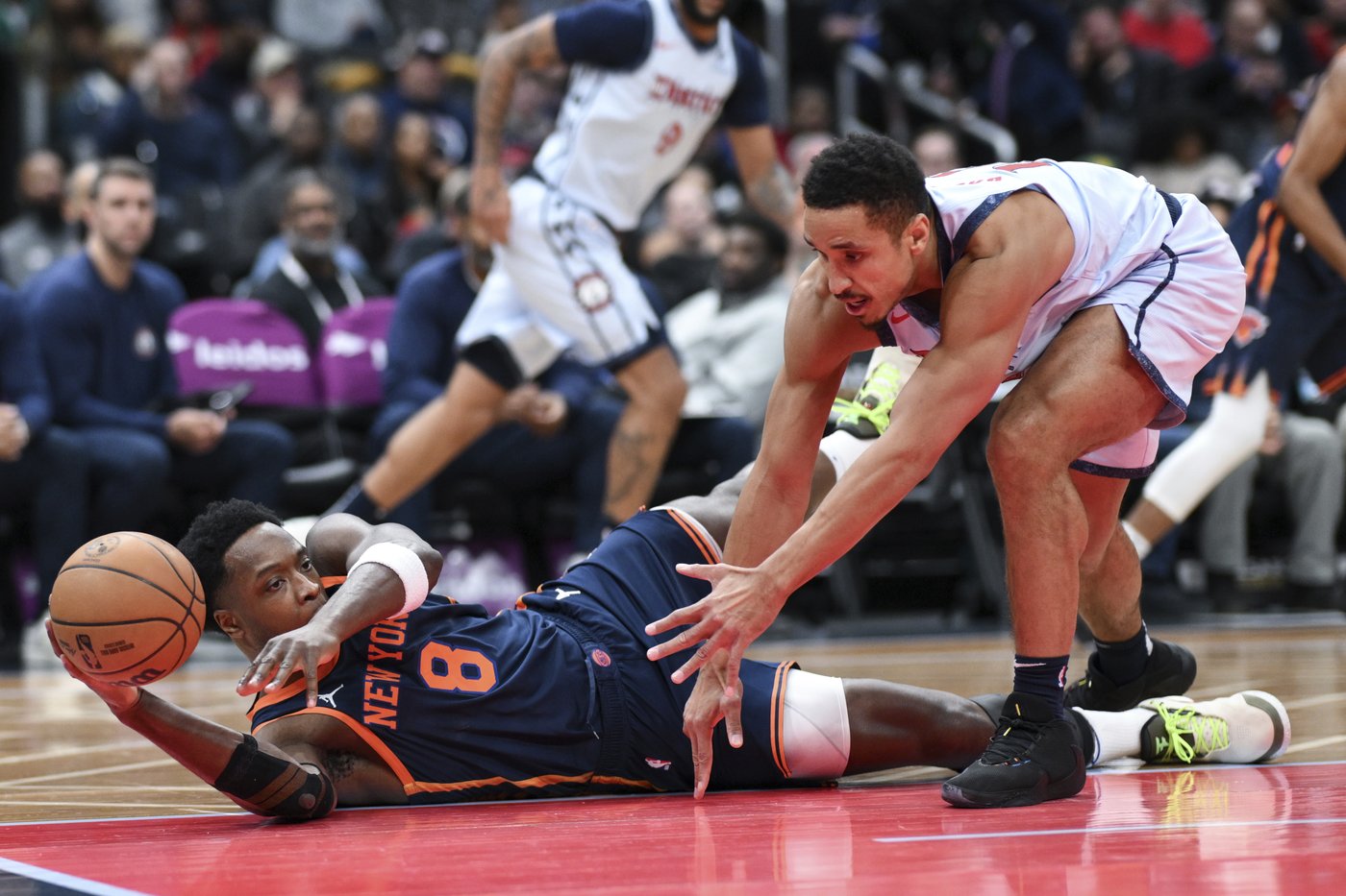 Hart's triple-double, Towns' 32 points lead Knicks to 8th straight win, 126-106 over Wizards | iNFOnews.ca Hart's triple-double, Towns' 32 points lead Knicks to 8th straight win, 126-106 over Wizards | iNFOnews.ca