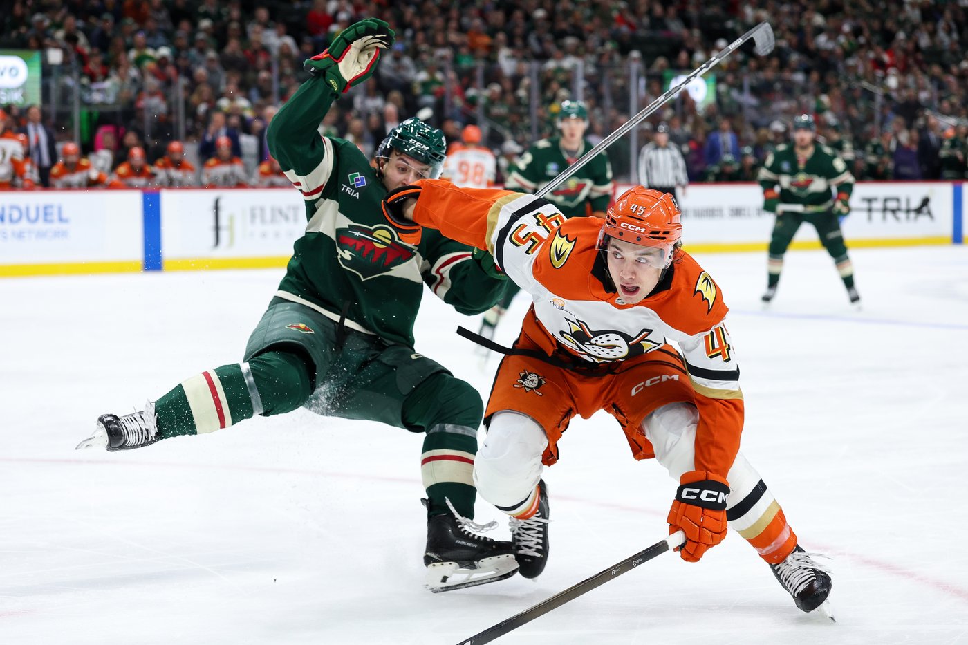 Jesper Wallstedt makes 28 saves for 2nd straight shutout, Wild beat Ducks 2-0 | iNFOnews.ca Jesper Wallstedt makes 28 saves for 2nd straight shutout, Wild beat Ducks 2-0 | iNFOnews.ca