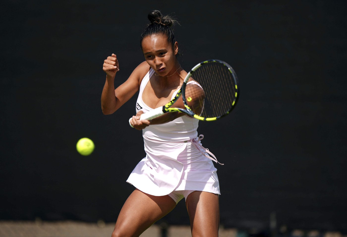 Canada's Leylah Fernandez advances to second round of Nottingham Open | iNFOnews.ca