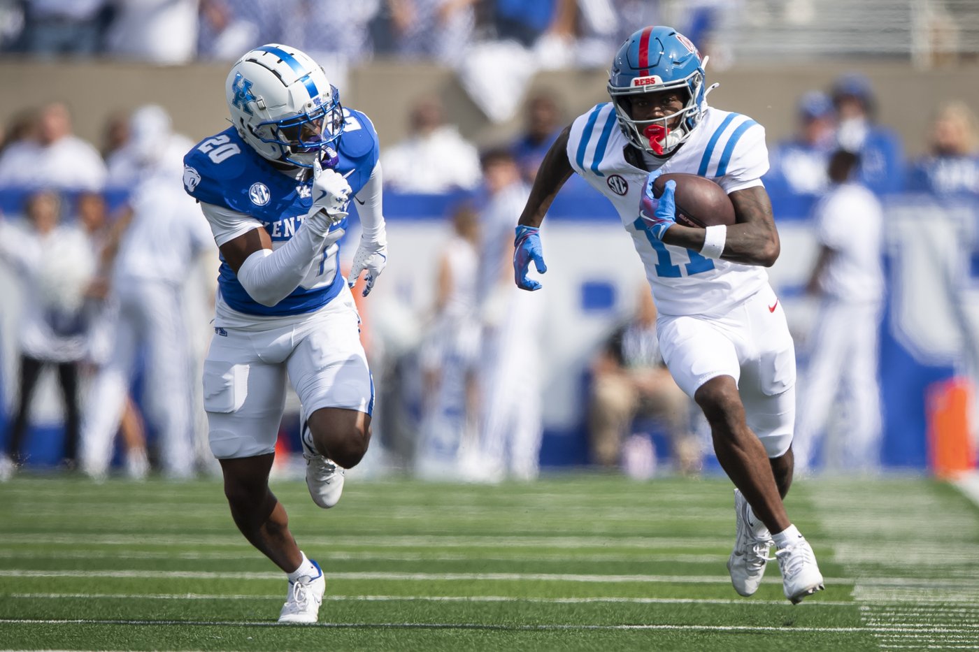 Kewan Lacy runs for 138 yards and a TD in No. 20 Mississippi's 30-23 win over Kentucky | iNFOnews.ca Kewan Lacy runs for 138 yards and a TD in No. 20 Mississippi's 30-23 win over Kentucky | iNFOnews.ca