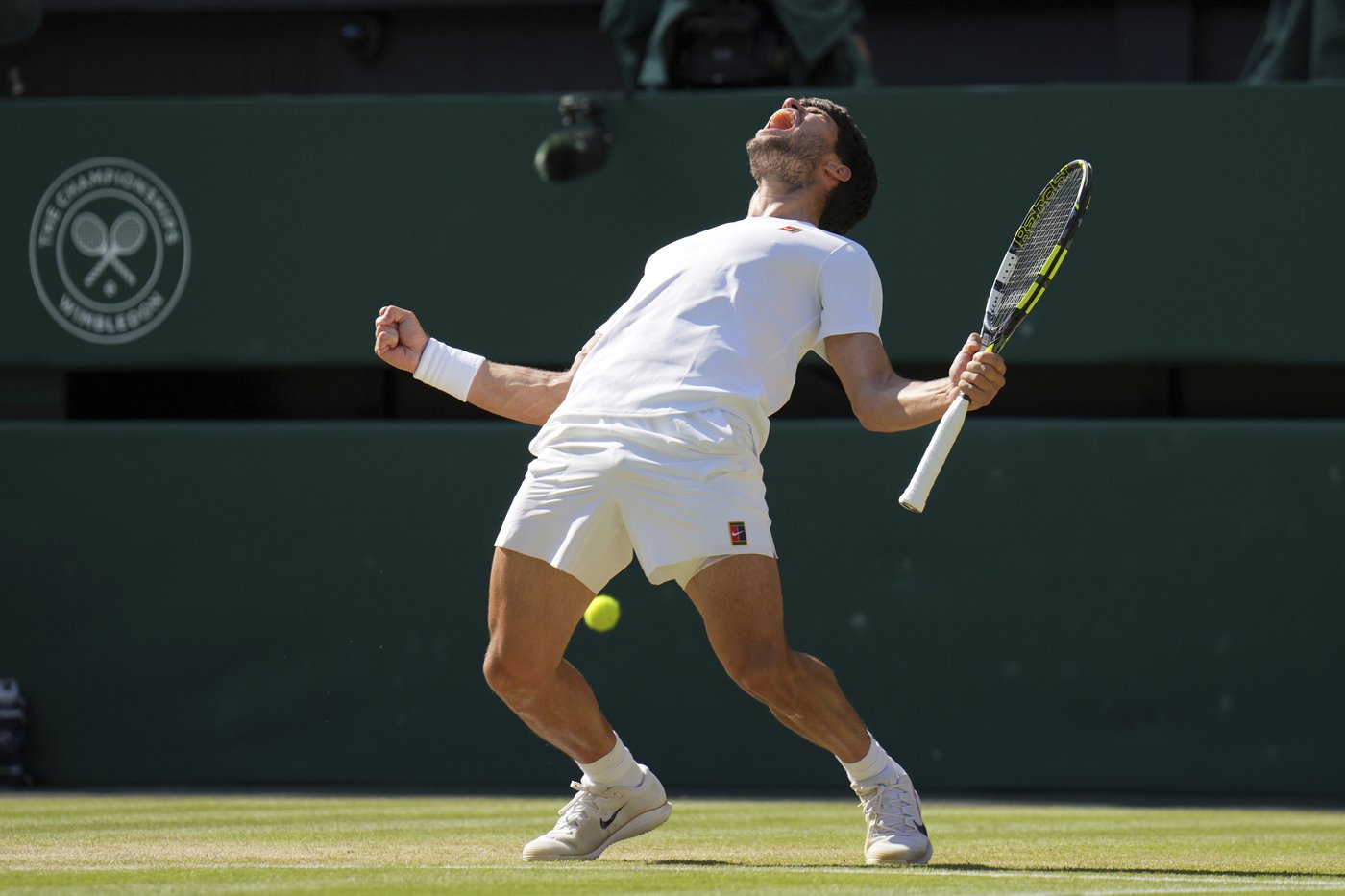 Carlos Alcaraz will face Jannik Sinner at Wimbledon in a rematch of the French Open final | iNFOnews.ca Carlos Alcaraz will face Jannik Sinner at Wimbledon in a rematch of the French Open final | iNFOnews.ca