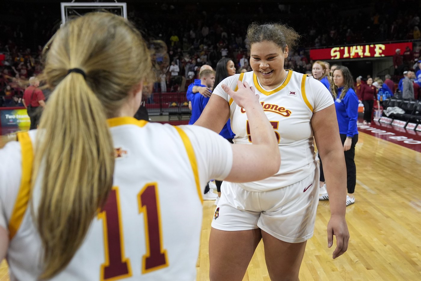 No. 1 UCLA among many top women's teams headed to warm locations for Thanksgiving tournaments | iNFOnews.ca No. 1 UCLA among many top women's teams headed to warm locations for Thanksgiving tournaments | iNFOnews.ca