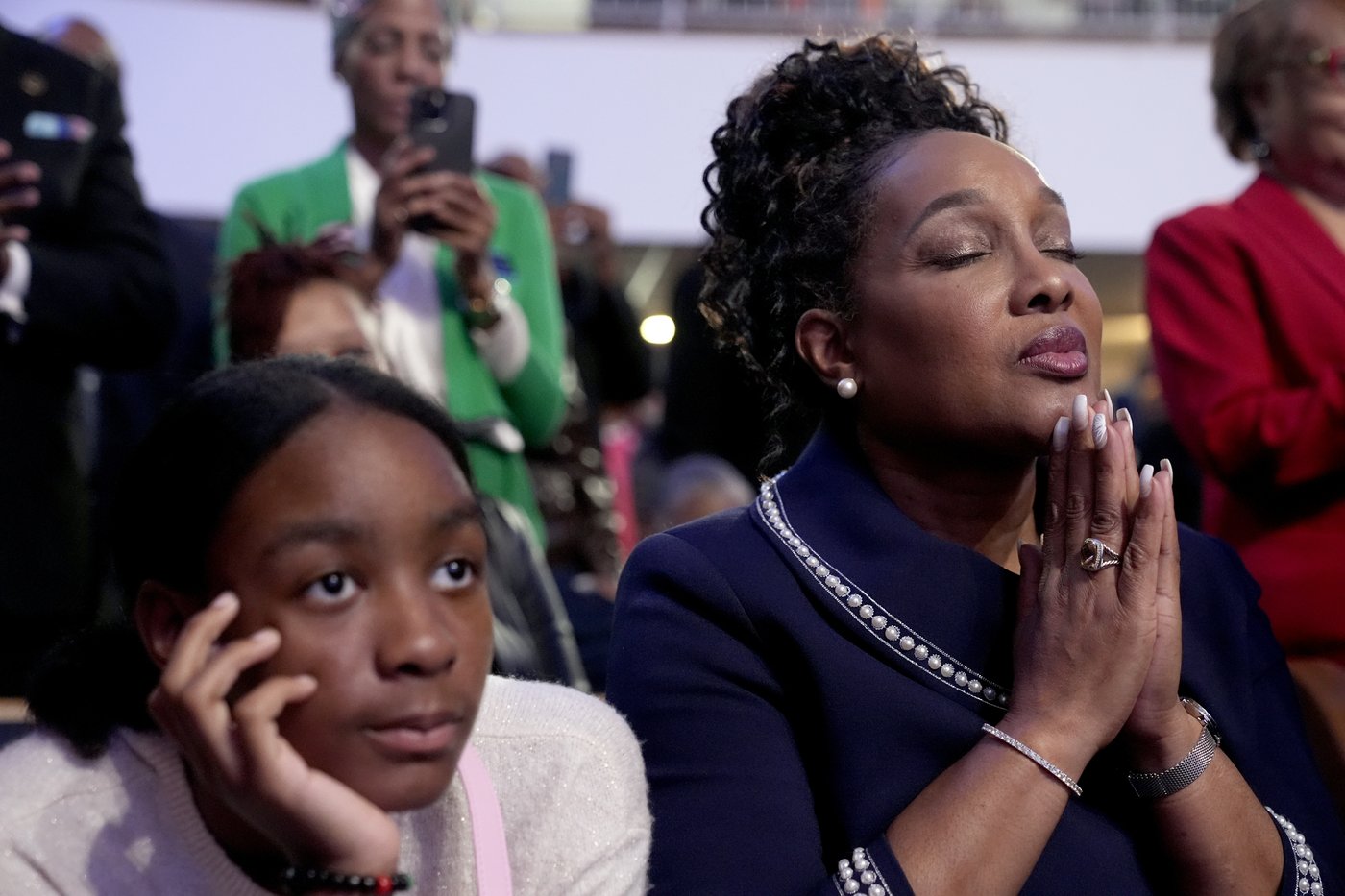 Harris urges Black churchgoers in Georgia to head out to vote and gets an assist from Stevie Wonder | iNFOnews.ca Harris urges Black churchgoers in Georgia to head out to vote and gets an assist from Stevie Wonder | iNFOnews.ca