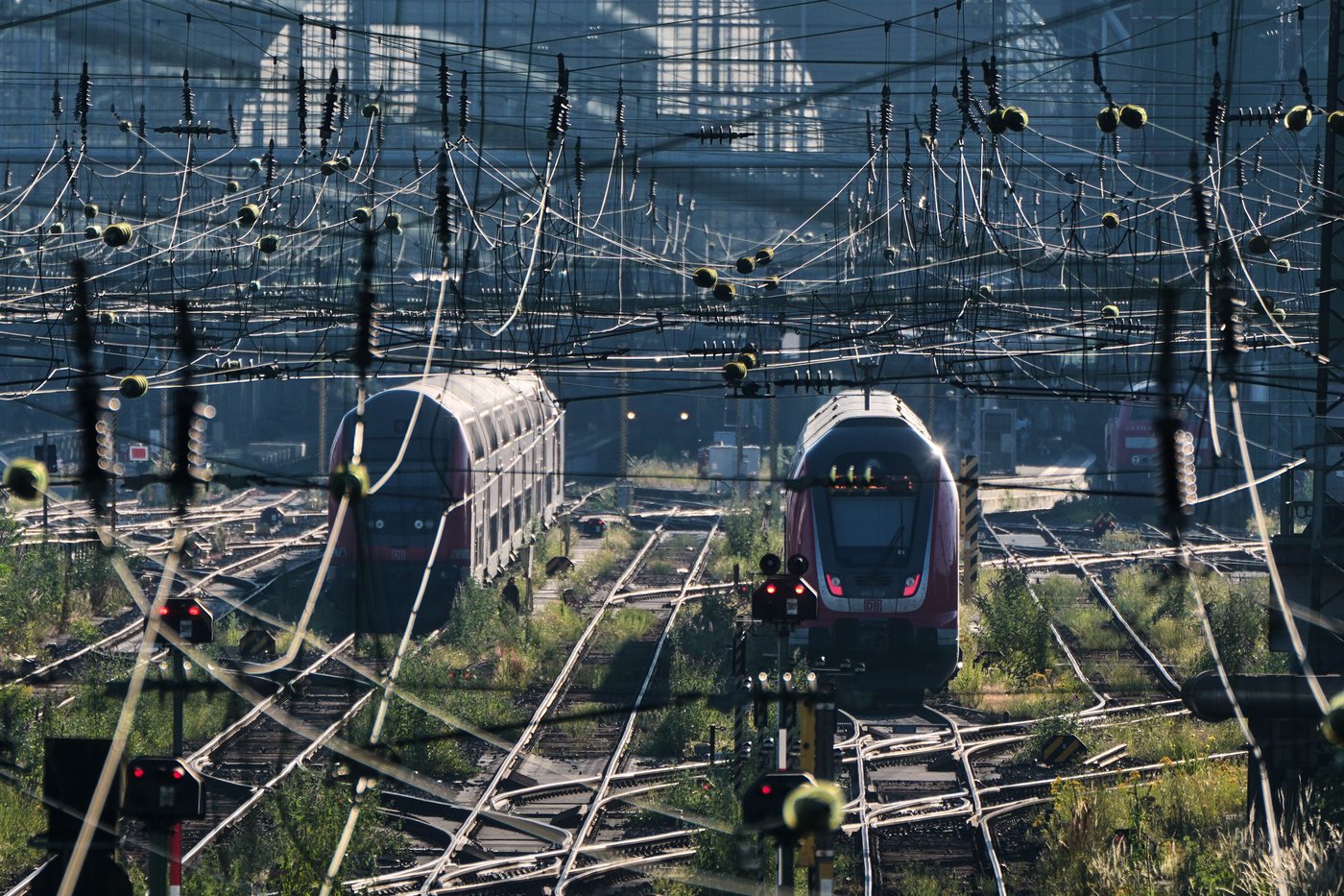 German railway says outage that halted all trains was caused by scheduled work | iNwheels German railway says outage that halted all trains was caused by scheduled work | iNwheels