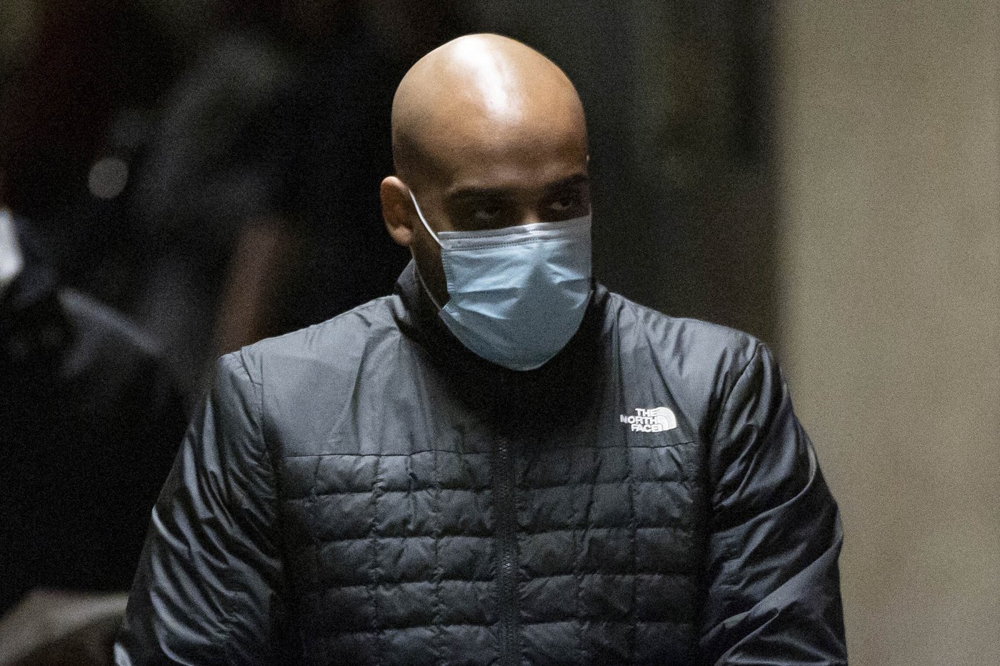 Subway rider who helped restrain man in NYC chokehold death says he wanted ex-Marine to 'let go' | iNFOnews.ca