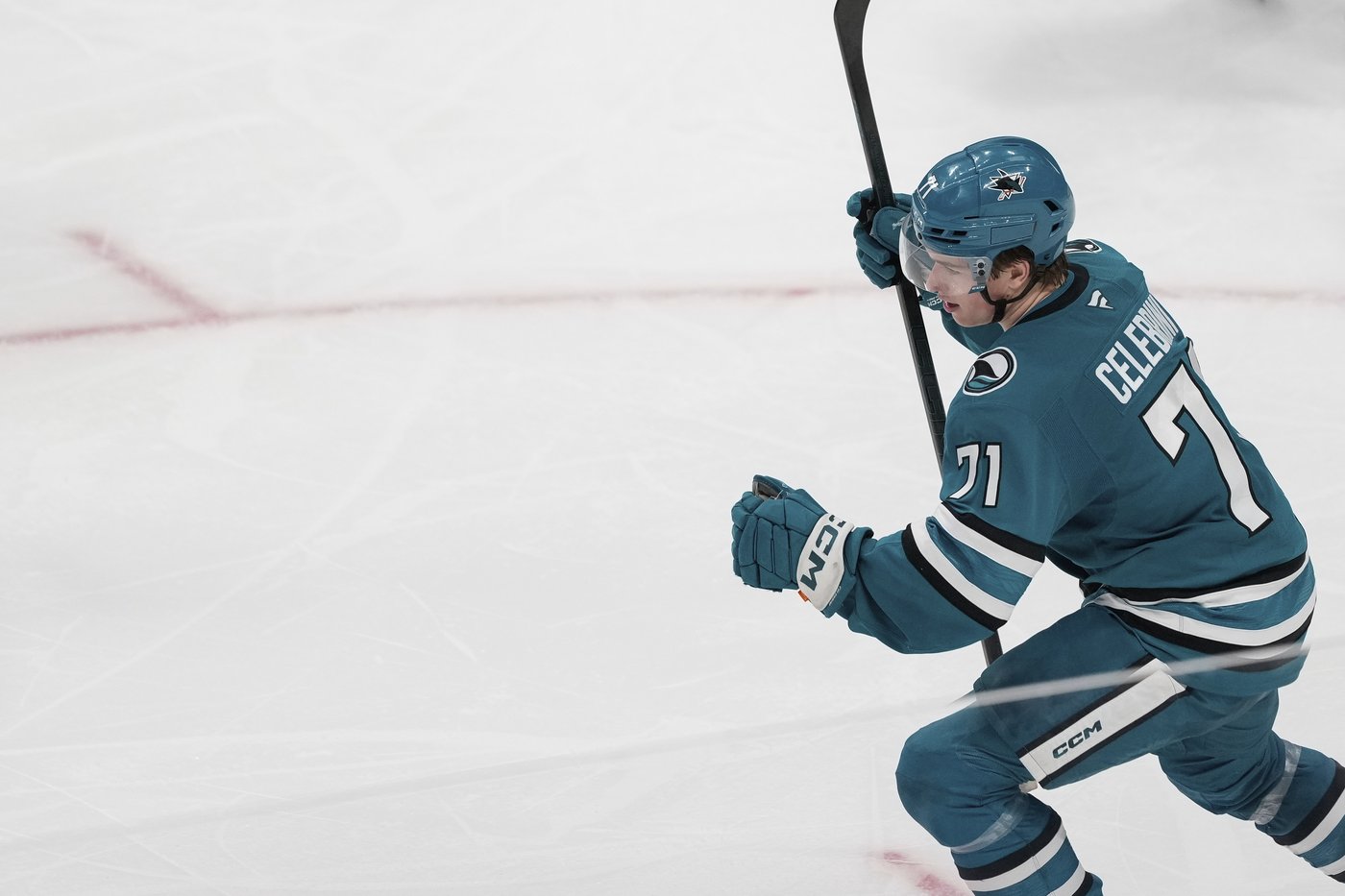Celebrini scores 2 and adds an assist as Sharks shock Kings 7-2 | iNFOnews.ca
