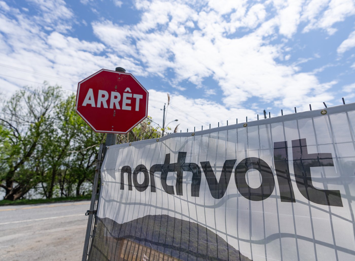 Quebec premier taking heat over $7-billion Northvolt battery plant | iNFOnews.ca
