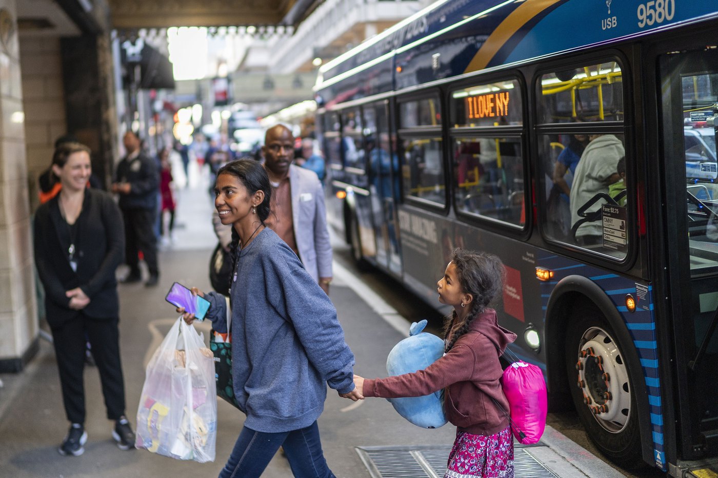 Judge says New York can't use 'antiquated, unconstitutional' law to block migrant buses from Texas | iNFOnews.ca Judge says New York can't use 'antiquated, unconstitutional' law to block migrant buses from Texas | iNFOnews.ca