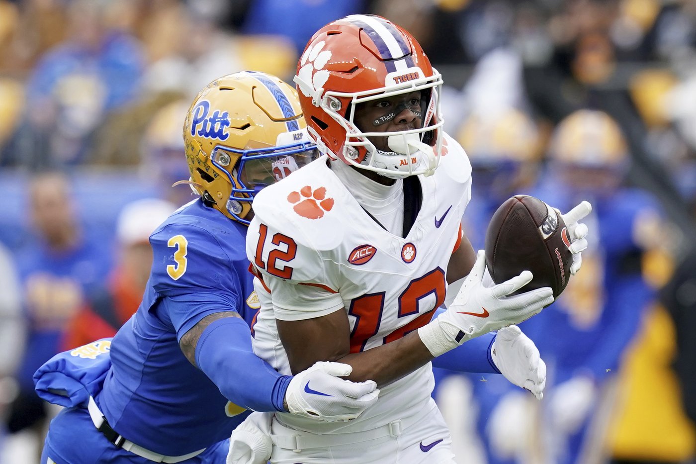 Klubnik's late touchdown run helps No. 17 Clemson escape with a 24-20 win over Pitt | iNFOnews.ca Klubnik's late touchdown run helps No. 17 Clemson escape with a 24-20 win over Pitt | iNFOnews.ca