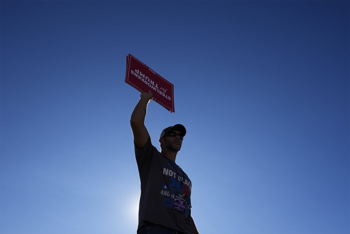 PHOTO COLLECTION: Election 2024 Campaign for President October 19 | iNFOnews.ca