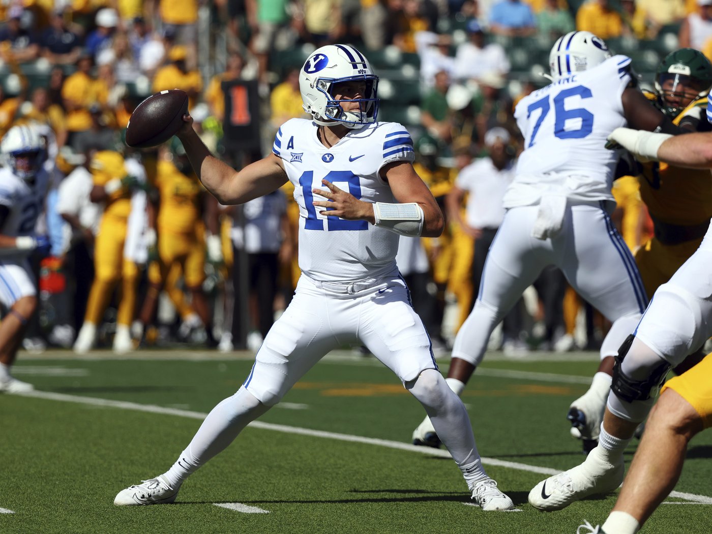 No. 22 BYU needs a late pick to secure a 34-28 win at Baylor and stay undefeated | iNFOnews.ca