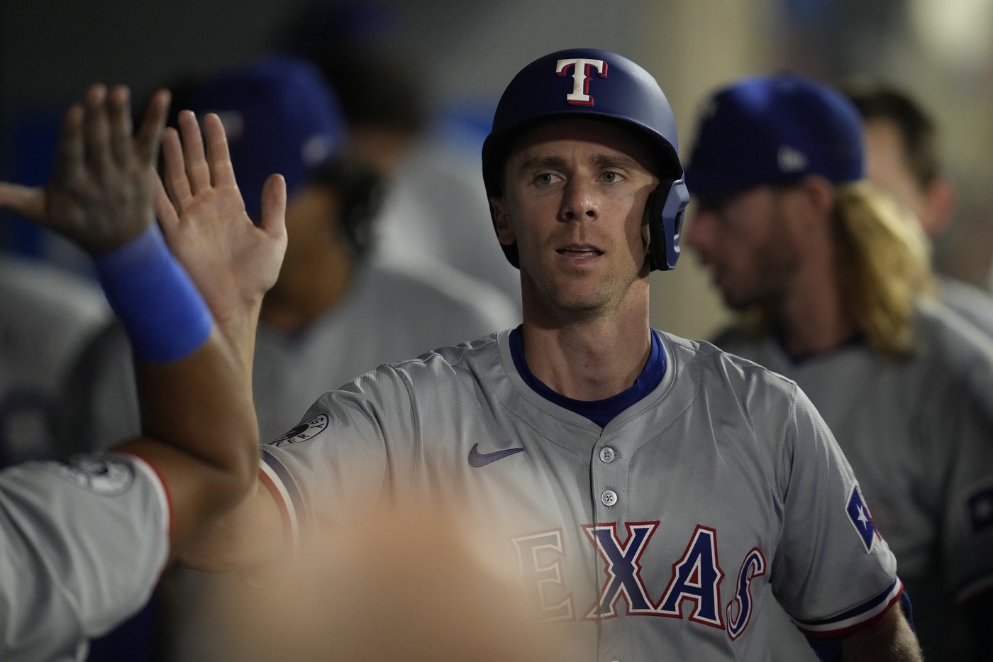 Rangers score four runs in ninth to beat Angels 9-8 | iNFOnews.ca Rangers score four runs in ninth to beat Angels 9-8 | iNFOnews.ca