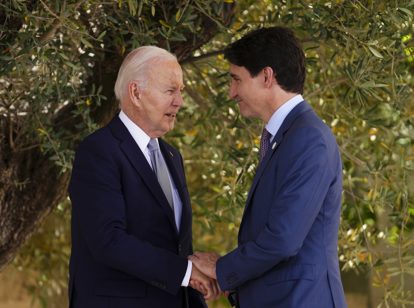 Biden praises Trudeau as friend but other leaders remain mum on his resignation | iNFOnews.ca
