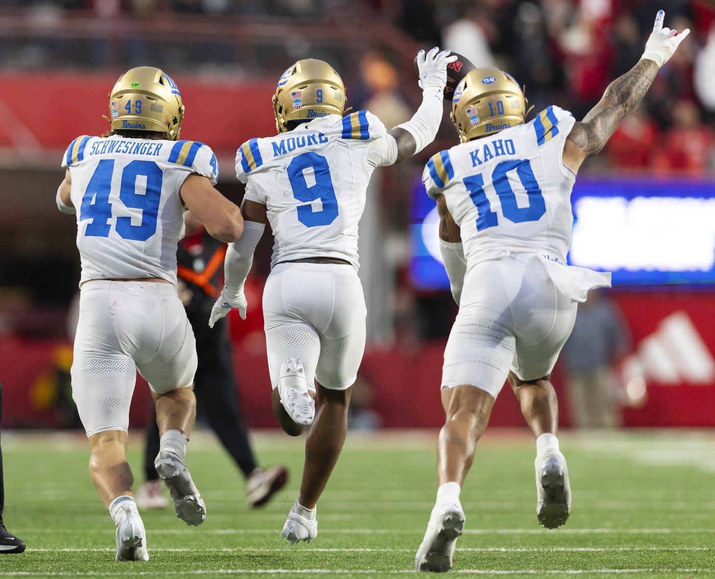 Big Ten schedule has No. 1 Oregon visiting Wisconsin while Nebraska faces off with USC | iNFOnews.ca Big Ten schedule has No. 1 Oregon visiting Wisconsin while Nebraska faces off with USC | iNFOnews.ca