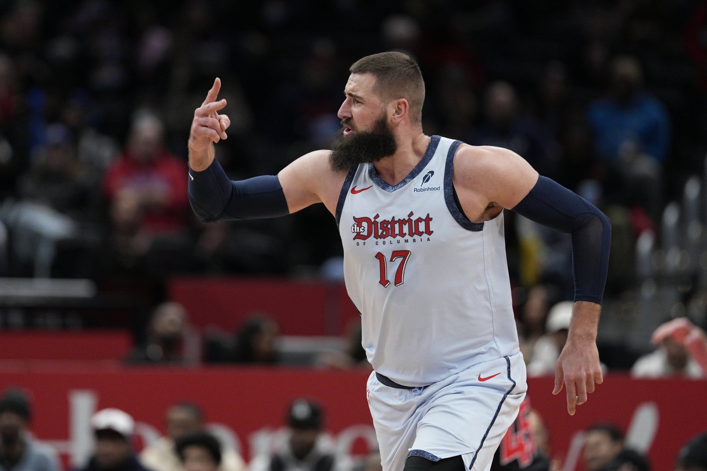 Wizards trading Valanciunas to the Kings for Cissoko and 2 2nd-round draft picks | iNFOnews.ca