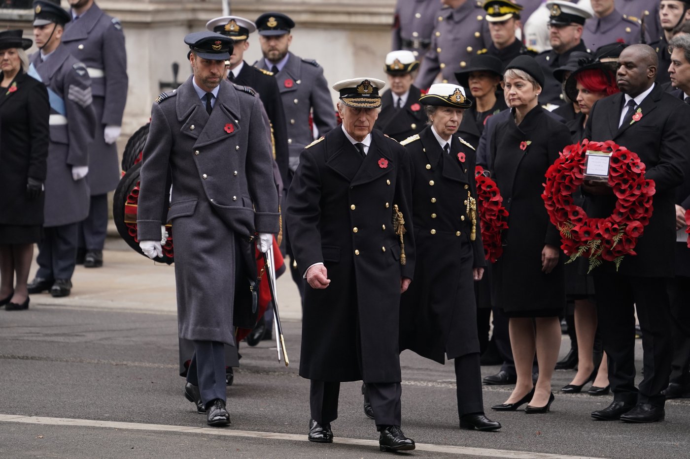 King Charles III and Kate attend remembrance event as both slowly return to duty | iNFOnews.ca King Charles III and Kate attend remembrance event as both slowly return to duty | iNFOnews.ca