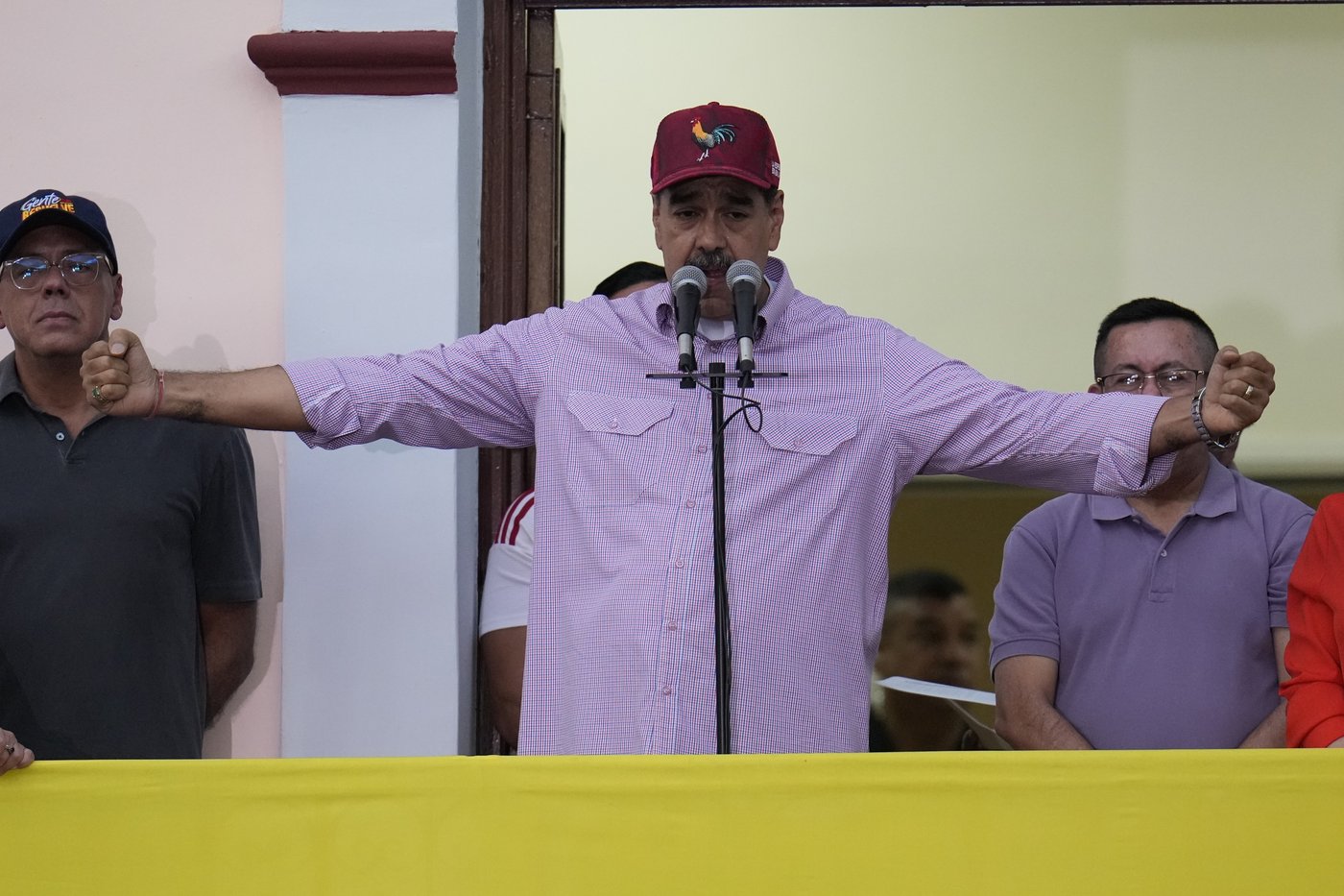 Trump doubles reward to $50 million for arrest of Venezuela's president to face US drug charges | iNFOnews.ca Trump doubles reward to $50 million for arrest of Venezuela's president to face US drug charges | iNFOnews.ca