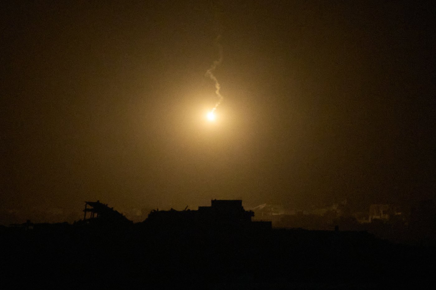 Israeli strikes kill at least 17 Palestinians in Gaza as international pressure for ceasefire grows | iNFOnews.ca