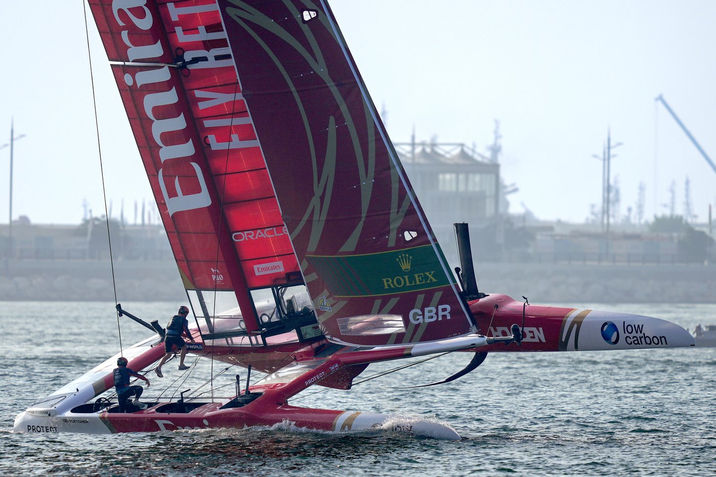 Slingsby skippers the Flying Roo ahead of Kiwi rival Burling in SailGP's opening regatta | iNFOnews.ca Slingsby skippers the Flying Roo ahead of Kiwi rival Burling in SailGP's opening regatta | iNFOnews.ca