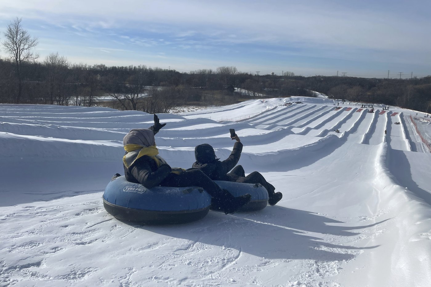 Scarves over headscarves, Muslim women’s outdoors group tackles snow tubing in Minnesota | iNFOnews.ca Scarves over headscarves, Muslim women’s outdoors group tackles snow tubing in Minnesota | iNFOnews.ca