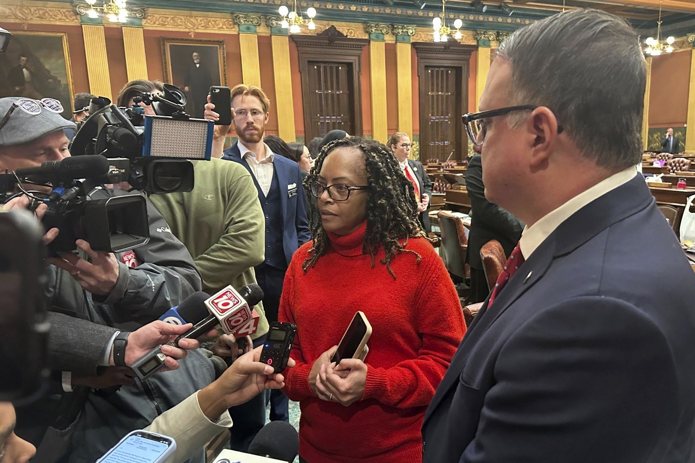 Internal divisions doom Michigan Democrats in their final days of legislative control | iNFOnews.ca