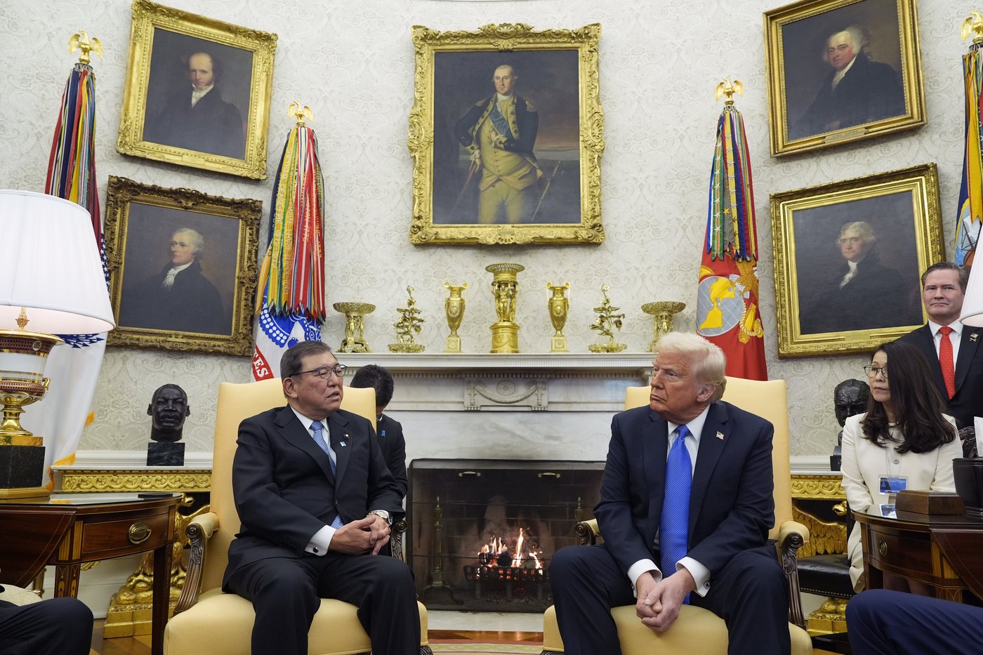 Trump tells Ishiba at the White House that he wants to slash the US trade deficit with Japan | iNFOnews.ca Trump tells Ishiba at the White House that he wants to slash the US trade deficit with Japan | iNFOnews.ca