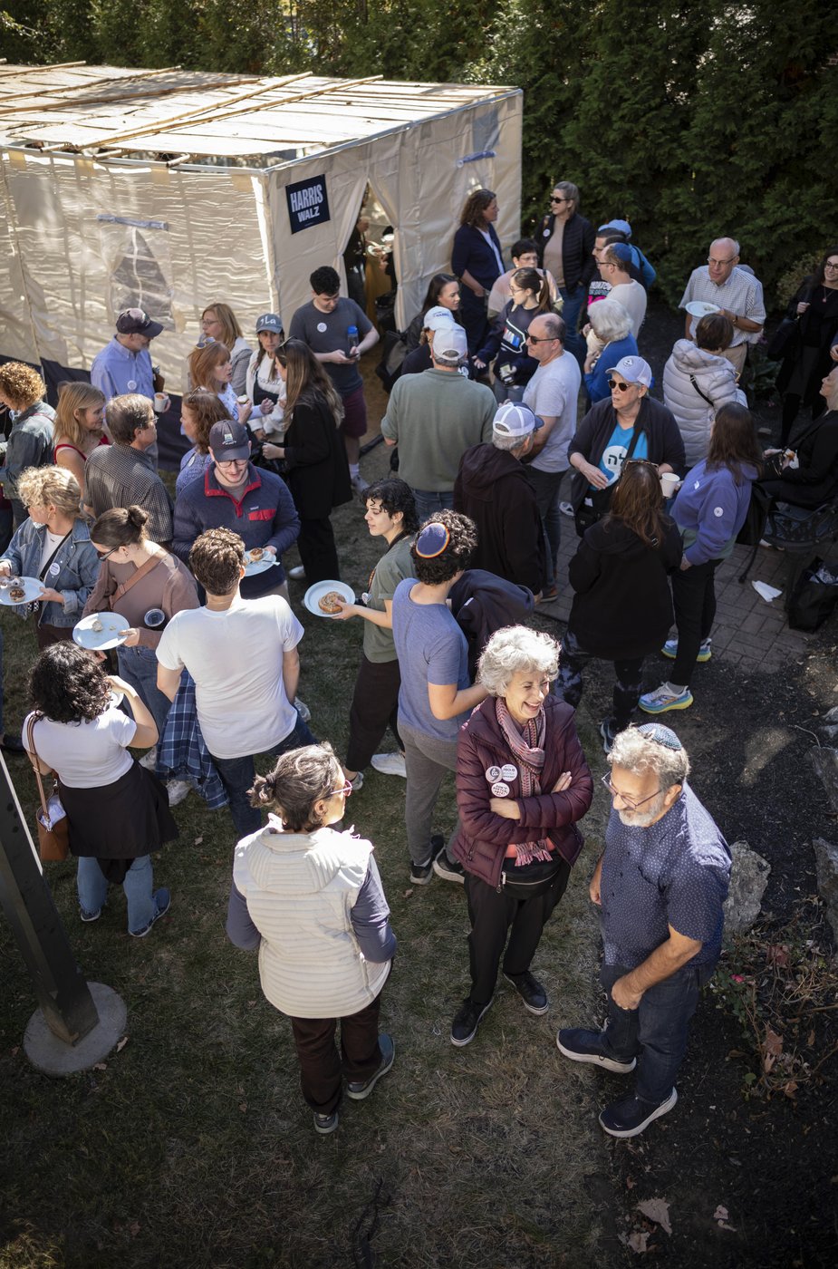 Some Jewish voters in presidential swing states reconsider their longtime devotion to Democrats | iNFOnews.ca Some Jewish voters in presidential swing states reconsider their longtime devotion to Democrats | iNFOnews.ca
