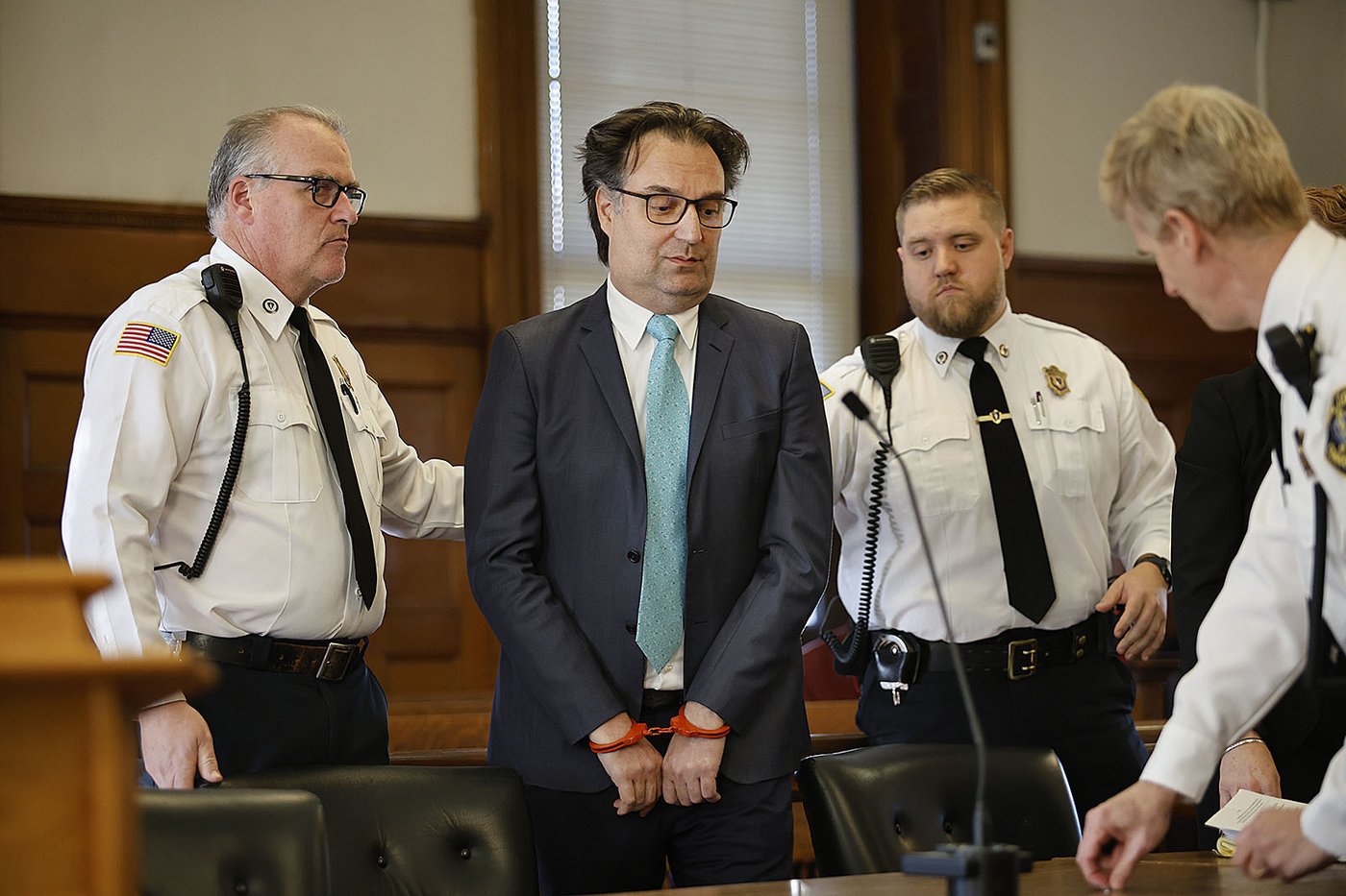 Judge sets trial date for Massachusetts man charged with killing his wife | iNFOnews.ca