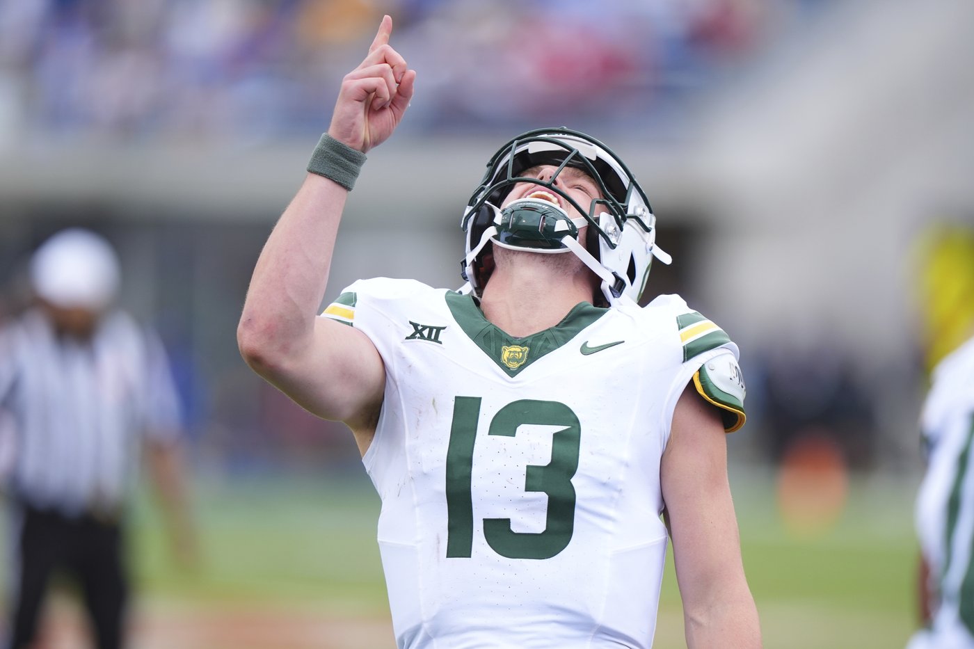 AP Player of the Week: Sawyer Robertson throws for 400 yards again to lead Baylor's comeback vs. SMU | iNFOnews.ca