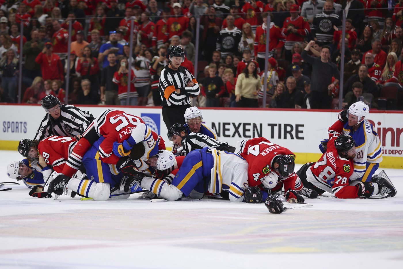 Peterka, Thompson lead Sabres past Blackhawks 4-2 | iNFOnews.ca