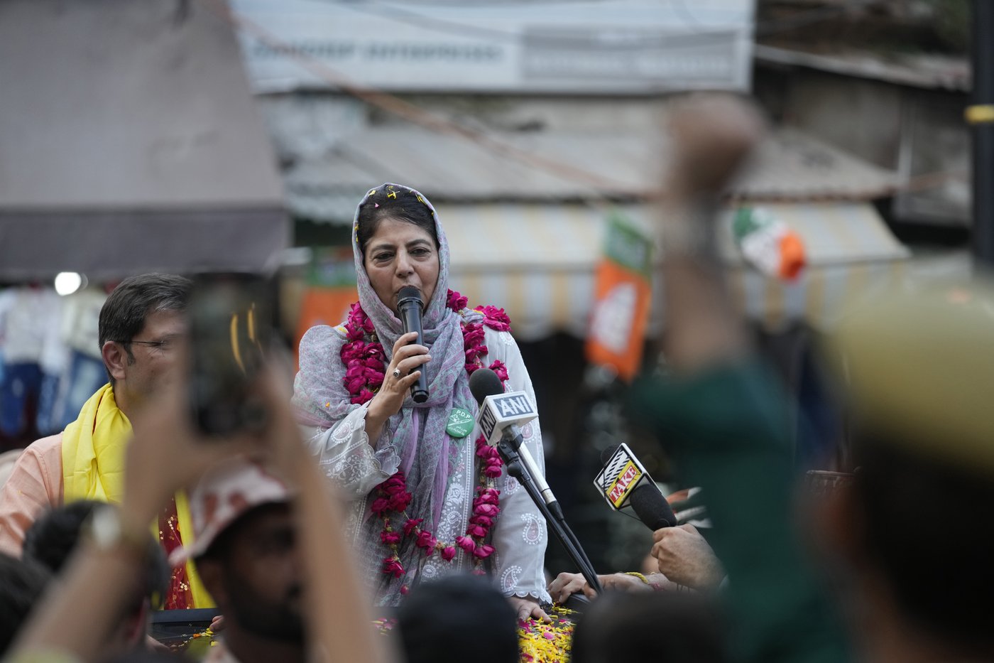 India-controlled Kashmir votes in the second phase of polls to elect local government | iNFOnews.ca India-controlled Kashmir votes in the second phase of polls to elect local government | iNFOnews.ca