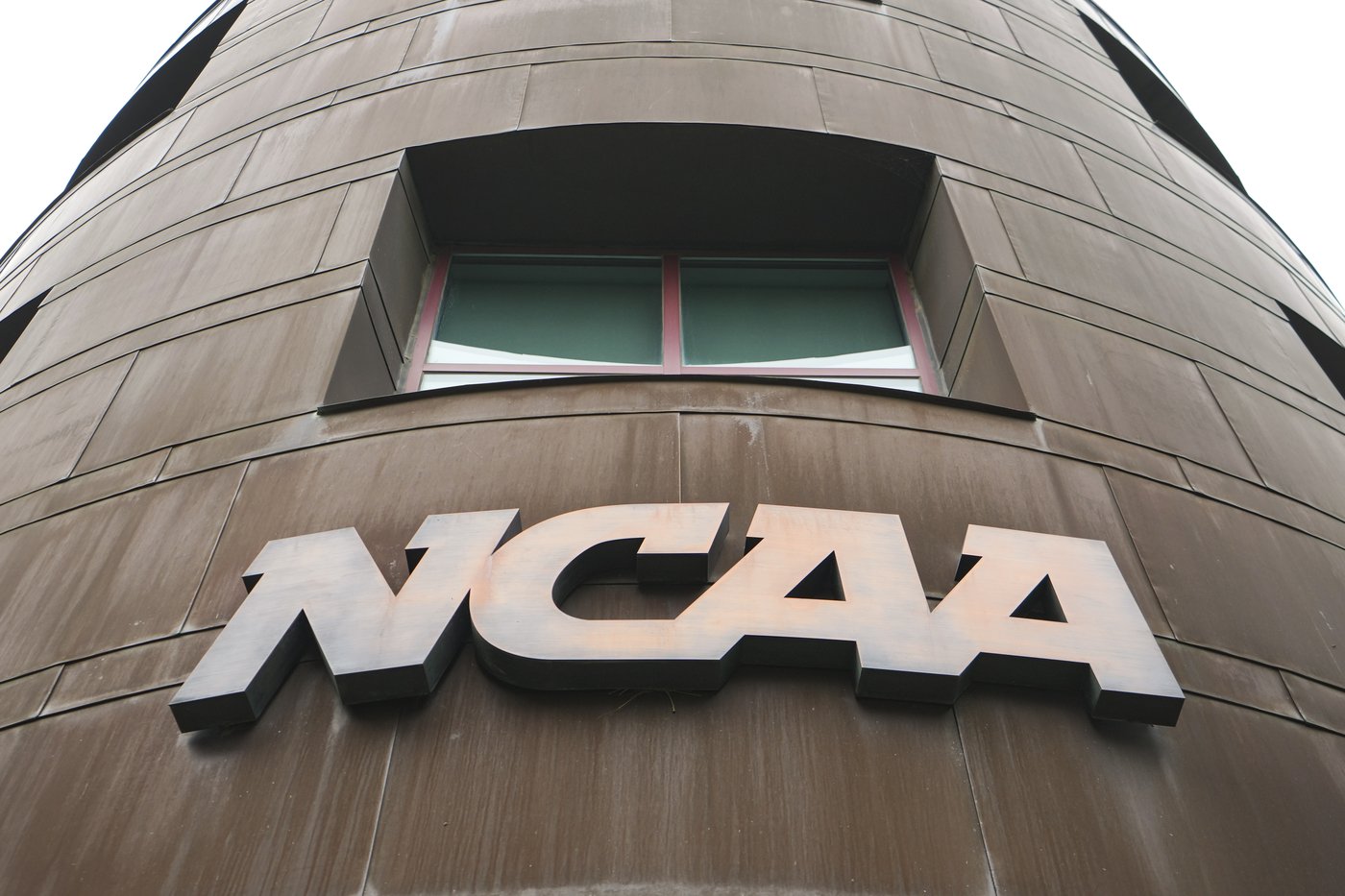 Transgender runner Evie Parts sues NCAA and Swarthmore College for removal from track team | iNFOnews.ca Transgender runner Evie Parts sues NCAA and Swarthmore College for removal from track team | iNFOnews.ca