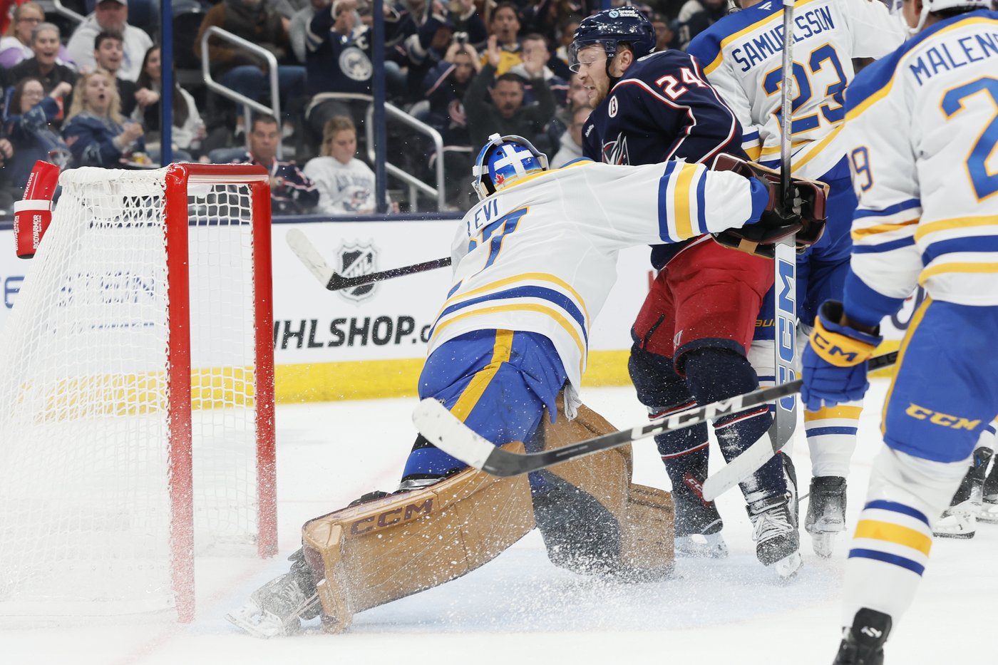 Tarasov stops 20 shots and Blue Jackets use balanced scoring in a 6-4 victory over the Sabres | iNFOnews.ca