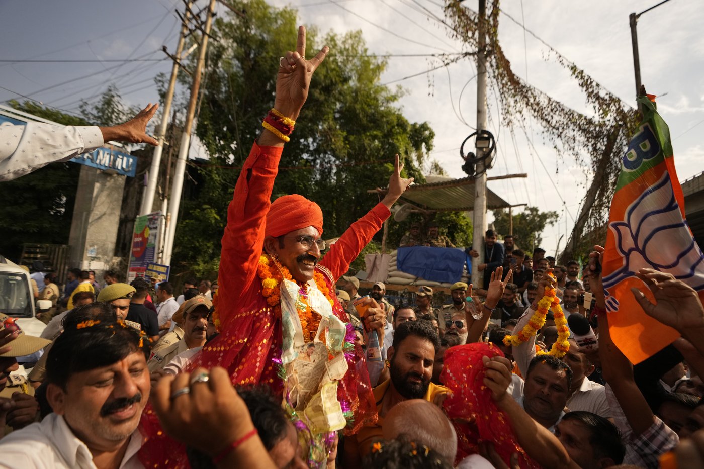Biggest Kashmir party opposed to India's stripping of region's autonomy wins most seats in election | iNFOnews.ca Biggest Kashmir party opposed to India's stripping of region's autonomy wins most seats in election | iNFOnews.ca