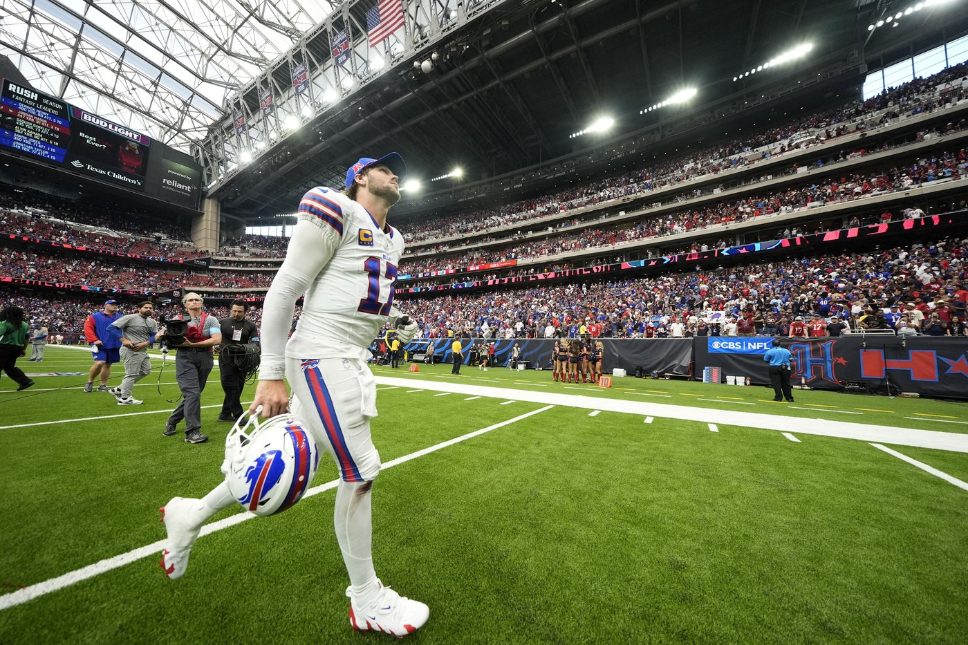 Head-scratchers by Bengals and Bills coaches in waning seconds highlight NFL's topsy-turvy Week 5 | iNFOnews.ca