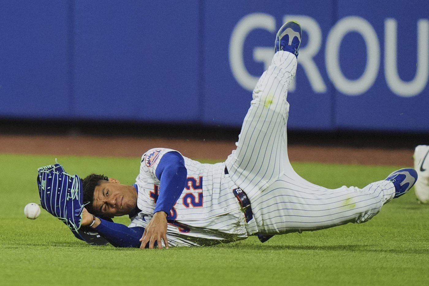 Mets hit 3 homers off E-Rod and play dazzling defense in 8-3 win over Diamondbacks | iNFOnews.ca