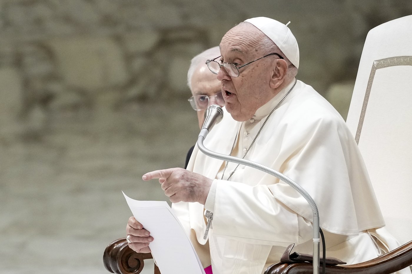 Pope has a cold and will skip outdoor Sunday prayer ahead of a busy week | iNFOnews.ca