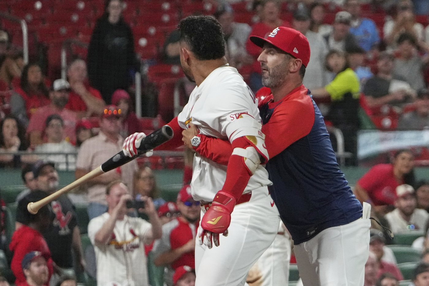 Cardinals' Willson Contreras gets 6-game suspension for on-field tirade and plans to appeal | iNFOnews.ca