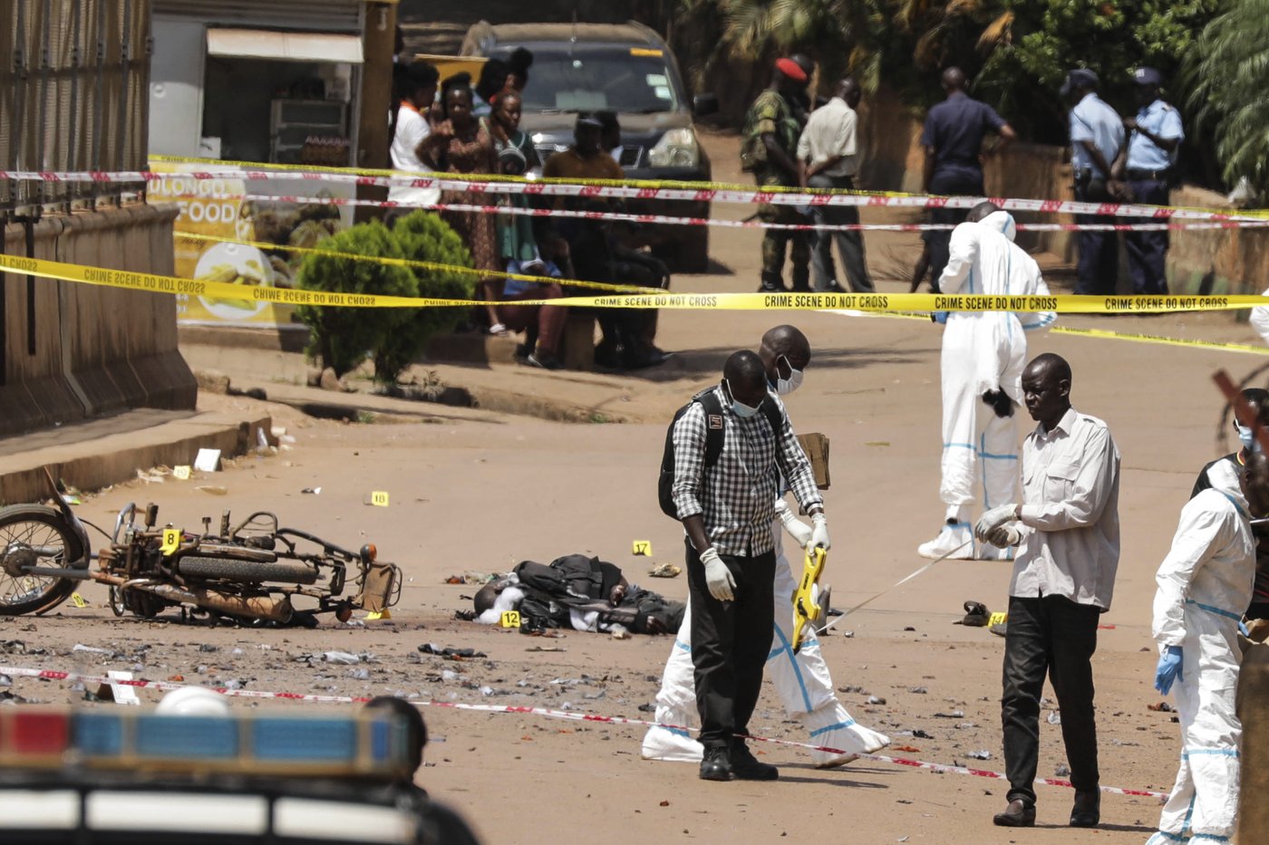 2 people die before a suspected explosive attack in Uganda's capital, authorities say | iNFOnews.ca