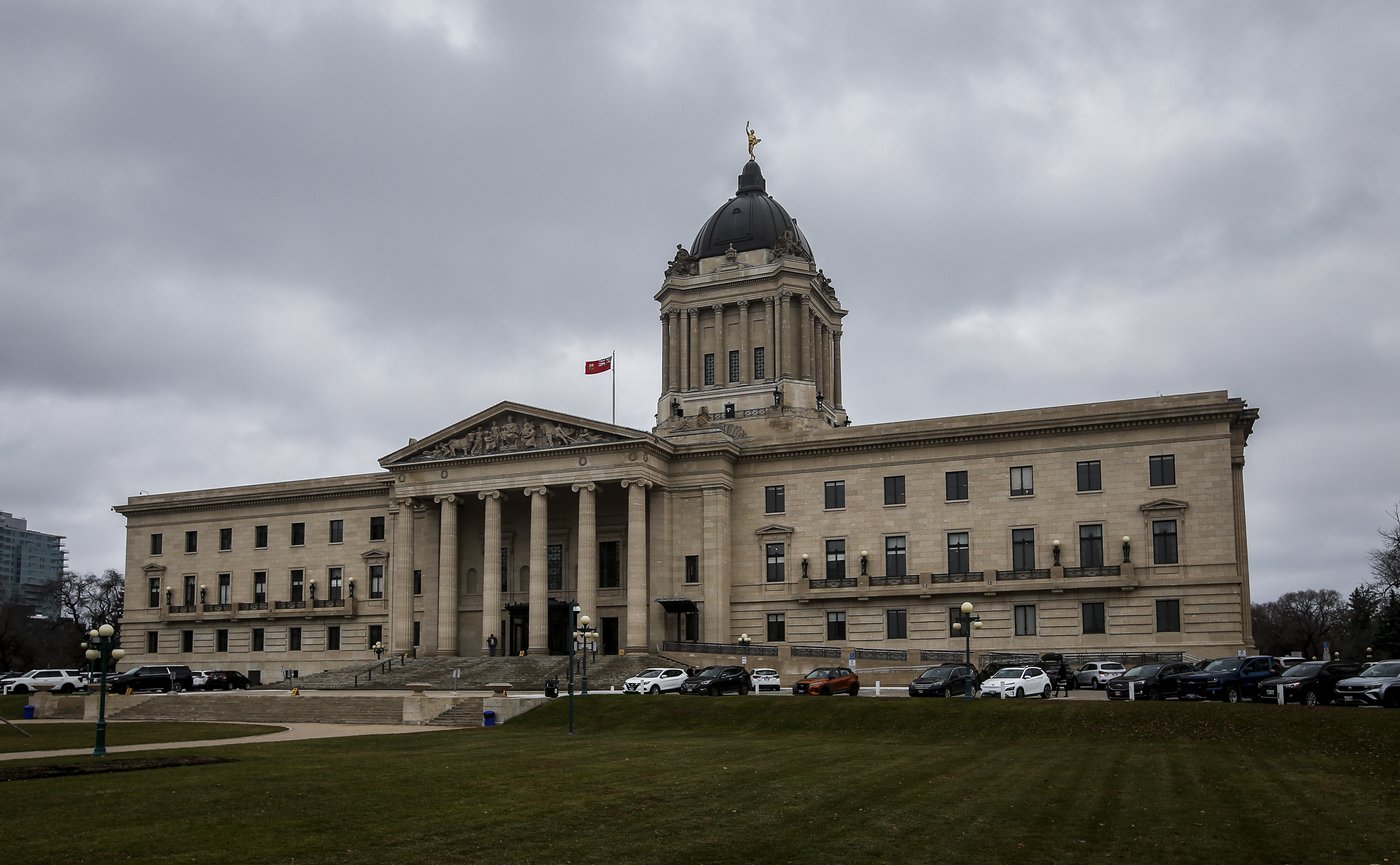 Manitoba government plans to explore ways to support local media outlets | iNFOnews.ca