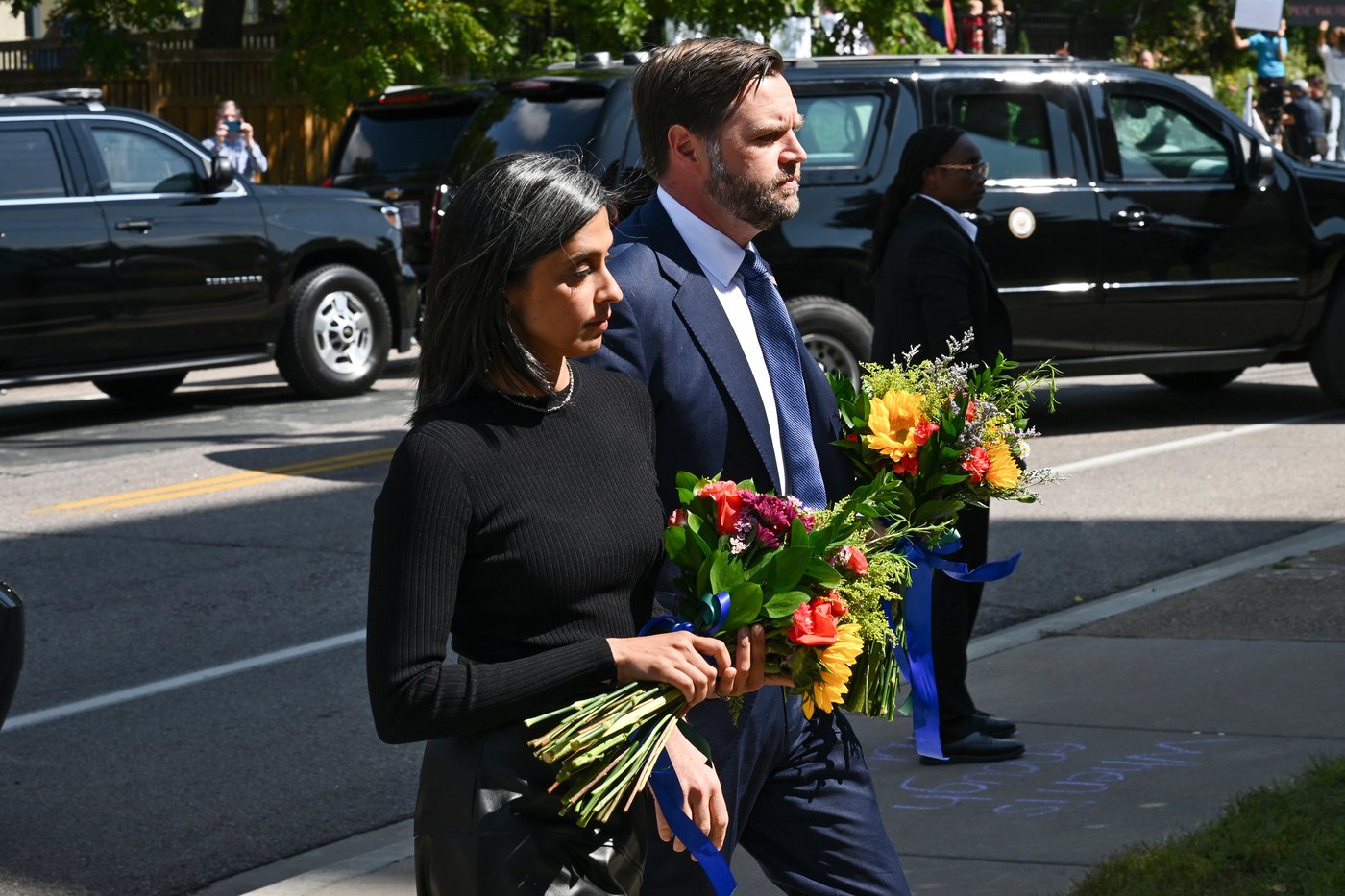 VP Vance says meeting with families of victims from Minneapolis church shooting affected him deeply | iNFOnews.ca