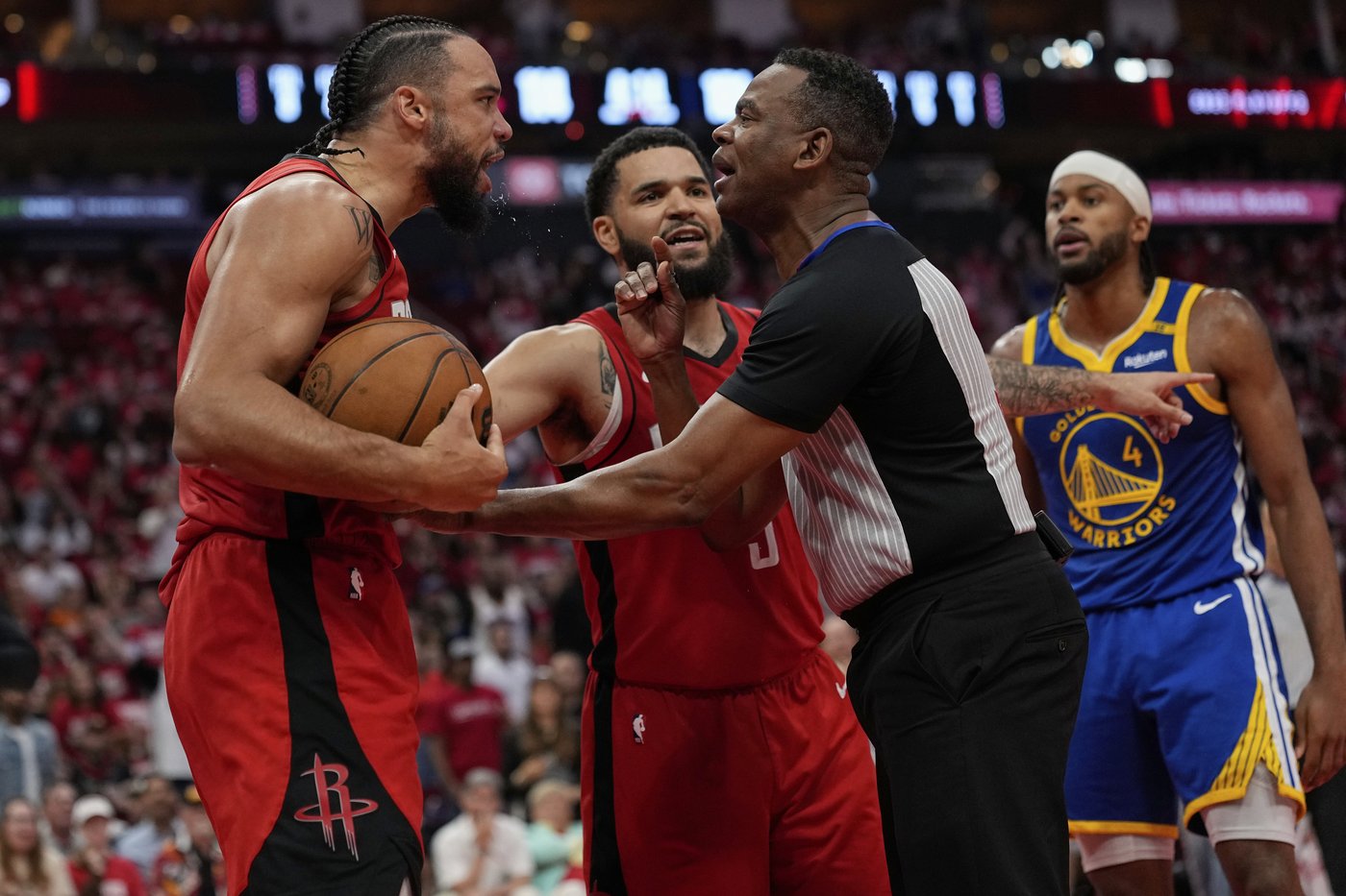 Warriors' Pat Spencer ejected against Rockets after headbutting Alperen Sengun | iNFOnews.ca Warriors' Pat Spencer ejected against Rockets after headbutting Alperen Sengun | iNFOnews.ca